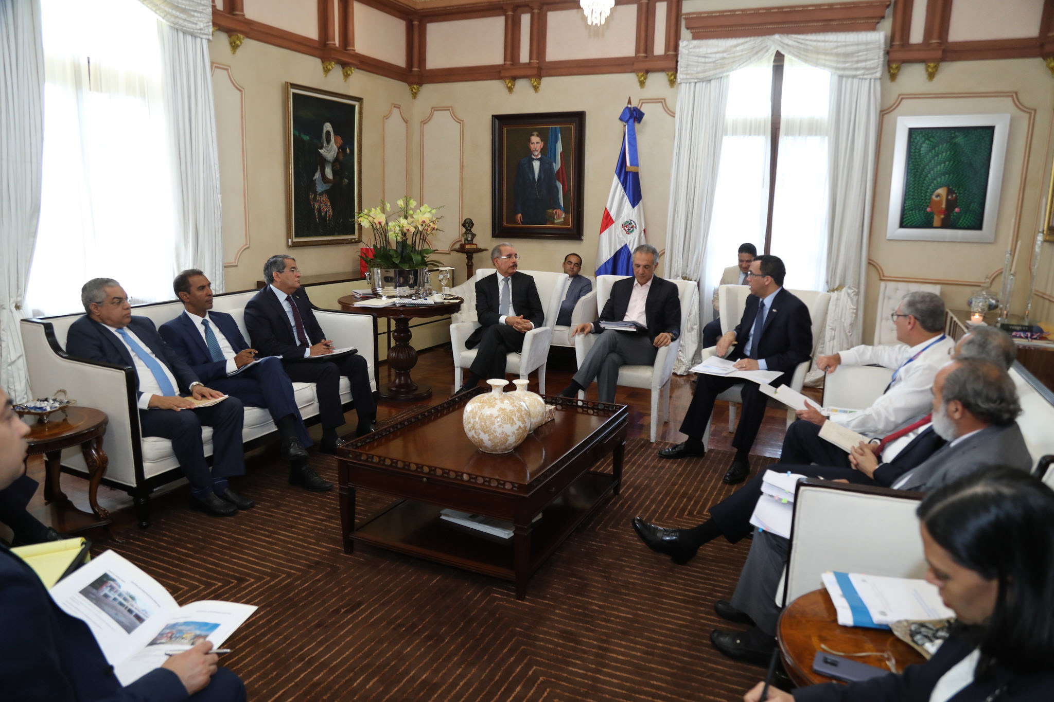 Medina recibe informe edificaciones escolares y las estancias infantiles imagen