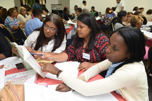 Firman convenio dirigido a mejorar calidad docentes dominicanos imagen