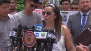 Esposa inmigrante ecuatoriano reclama su libertad con nueva moción Esposa inmigrante ecuatoriano reclama su libertad con nueva moción