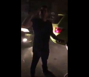 Agente inmobiliario desata furia con insultos racistas a hispanos