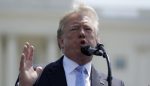Trump hará «lo que sea» para tener un comercio «justo» con el mundo