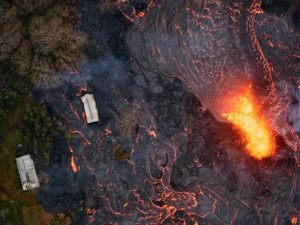 La erupción del volcán de Hawái provoca un temblor de 5,2 grados