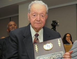 Acroarte lamenta fallecimiento de Rafael (Bullumba) Landestoy