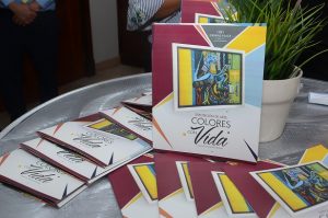 Presentan “Colores con Vida” del artista Fernando Muñoz Presentan “Colores con Vida” del artista Fernando Muñoz