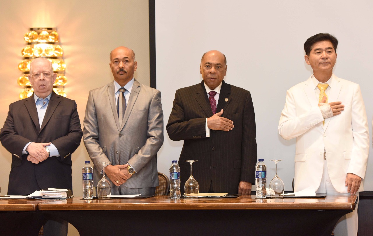 CODUE y evangélicos oran a favor nación Dominicana imagen