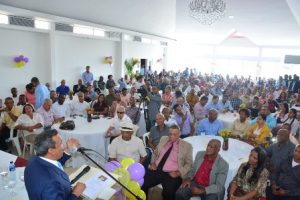 Dirigentes peledeistas piden a Segura que lance aspiraciones presidenciales