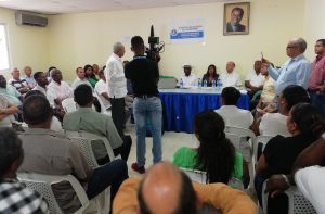 Frente Barrial del PRM acoge programa para apoyar a Faride Raful