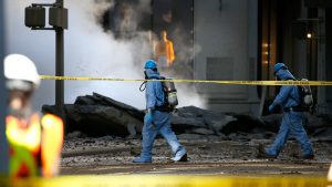 Neoyorquinos viven pesadilla por trabajos limpieza tras explosión