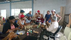 FODEARTE imparte taller técnicas de pintura a ebanistas de Mao FODEARTE imparte taller técnicas de pintura a ebanistas de Mao