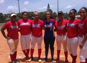 Selección femenina de softbol lleva 5 triunfos en La Florida