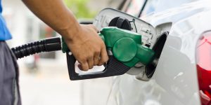 Gasolina, gasoil y kerosene suben RD$2.00 por galón en R. Dominicana