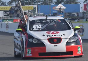 Khawly arrasa Gran Premio Yokohama de Autos Khawly arrasa Gran Premio Yokohama de Autos