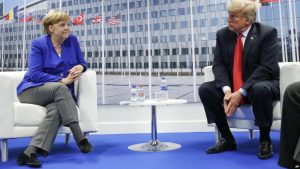 BRUSELAS: Trump se reúne con Merkel y Macron al margen de cumbre