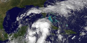 MIAMI: Nueva depresión tropical avanza hacia las Antillas Menores