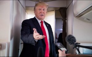 Trump afirma Arabia Saudí producirá más petróleo