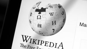 Wikipedia cierra sus servicios en protesta por iniciativa derechos autor UE