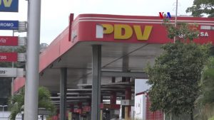 VENEZUELA: La población rechaza regulaciones al combustible