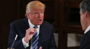 EU: Más de 300 diarios denuncian «amenazas» de Trump a la prensa