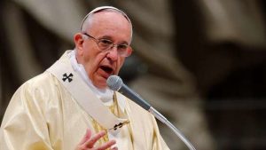 Papa admite Iglesia no supo actuar ante daño causaban violaciones