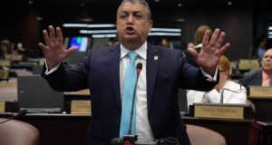 Vocero PLD critica a diputados del PRM por caso Joao Santana y esposa