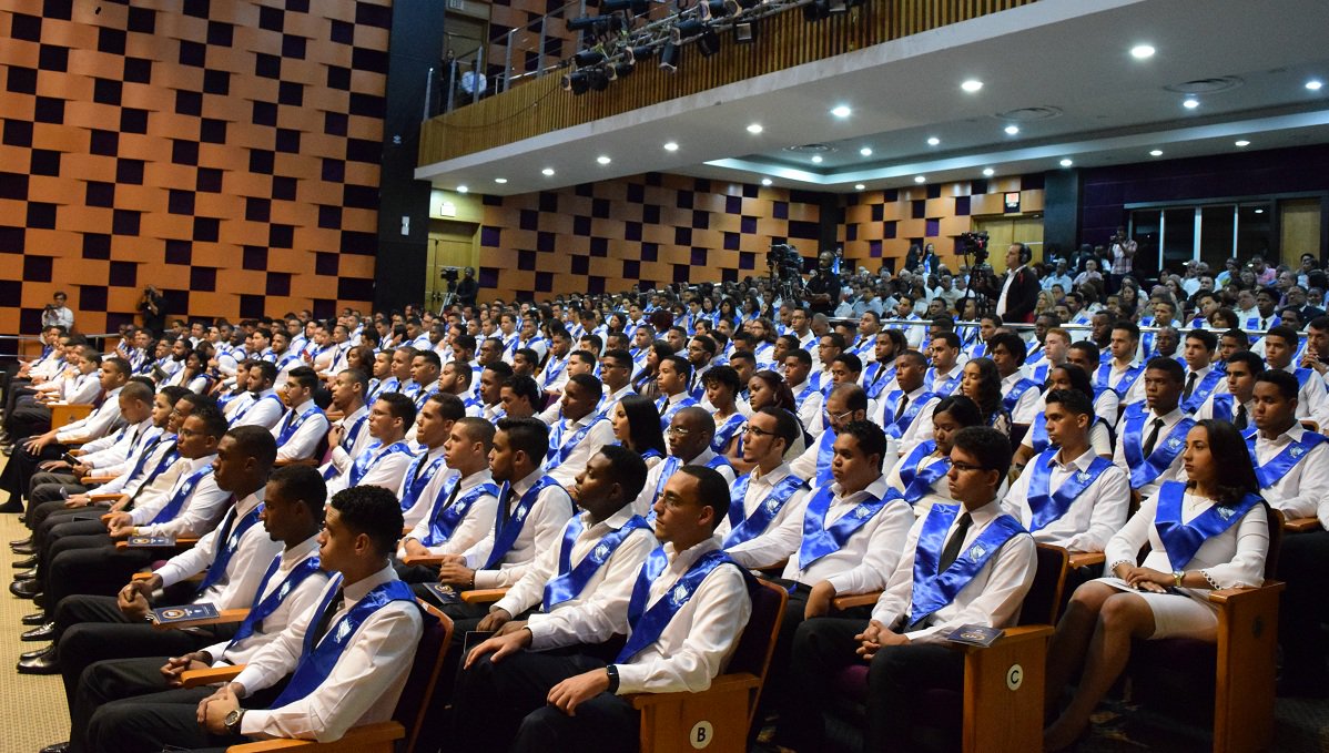 El ITLA gradúa 263 nuevos profesionales tecnológicos imagen