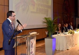 Andrés Navarro pondera deporte escolar para formar mejores ciudadanos