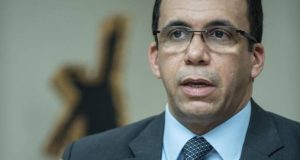 Andrés Navarro condiciona proyecto presidencial a decisión de Danilo