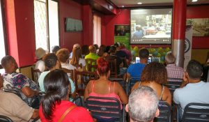 MADRID: Consulado RD entrega 150 carnets del seguro SENASA