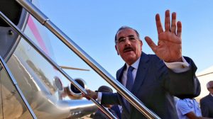 Danilo Medina parte para Colombia para la investidura de Iván Duque