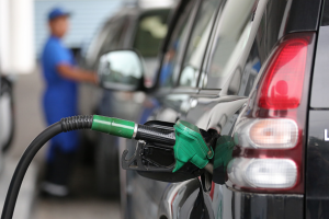 Gasoil, avtur y kerosene subirán $2.00; gasolinas siguen iguales