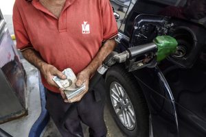MADURO: Gasolina en Venezuela se venderá a precio internacional