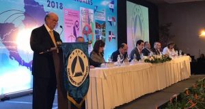 Hipólito Mejía: La corrupción en la RD se origina en partidos políticos Hipólito Mejía: La corrupción en la RD se origina en partidos políticos