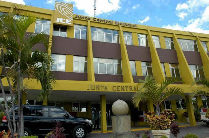 Vence plazo para reconocimiento de nuevos partidos comicios dominicanos imagen