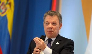 COLOMBIA: Presidente niega participación en «atentado» COLOMBIA: Presidente niega participación en «atentado»