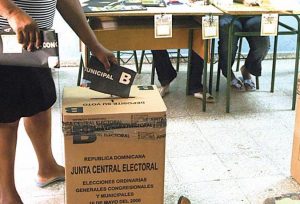 El 50% votantes en RD tiene menos de 40 años; la mayoría son mujeres