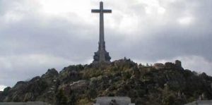 ESPAÑA: Restos de Franco no estarán en el Valle de los Caídos