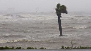 MIAMI: Tormenta Isaac avanza veloz por el Caribe y las Antillas