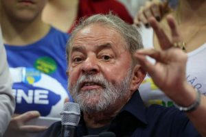 BRASIL: Prohíben propagandas en que Lula aparecía como candidato BRASIL: Prohíben propagandas en que Lula aparecía como candidato