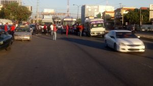 Transportistas dominicanos paralizaron labores por precio de los combustibles
