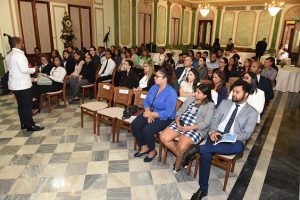 MAPRE realiza la primera feria emprendimiento para empleados