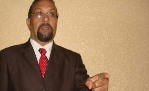 Comunicador solicita a Consulado RD informe compras y gastos Comunicador solicita a Consulado RD informe compras y gastos