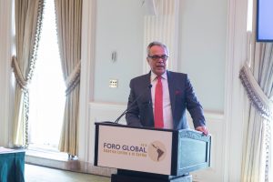 Experto ve calidad de la democracia en AL ha bajado significativamente