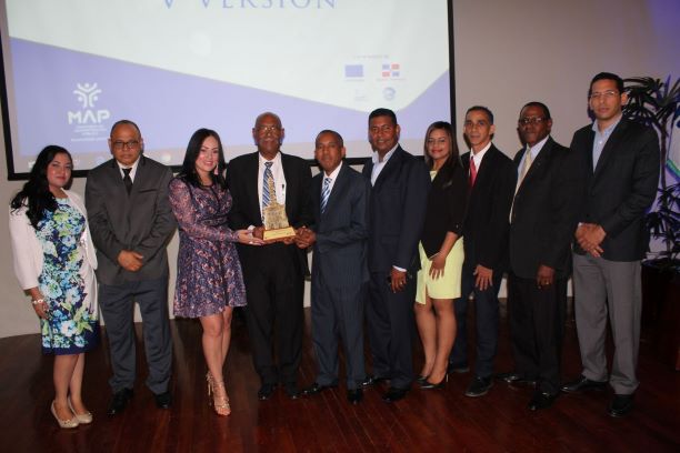 Instituto del Tabaco recibió el premio a la calidad imagen
