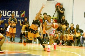 Don Bosco conquista serie regular y avanza a final básquet Moca