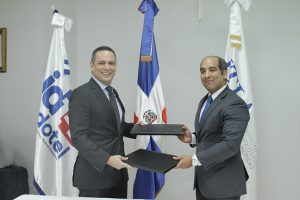 Indotel e ITLA beneficiarán con becas a 40 mujeres de provincias Indotel e ITLA beneficiarán con becas a 40 mujeres de provincias