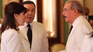 EE.UU. hace mala jugada a RD; llama su embajadora a «consulta» EE.UU. hace mala jugada a RD; llama su embajadora a «consulta»