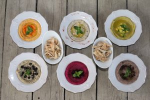Kibbeh presenta innovadoras opciones de hummus