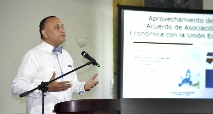 Empresas mal pagaron RD$1,900 millones por falta de información imagen