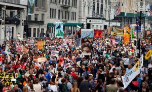 CALIFORNIA: Marcha multitudinaria precede cumbre por el clima