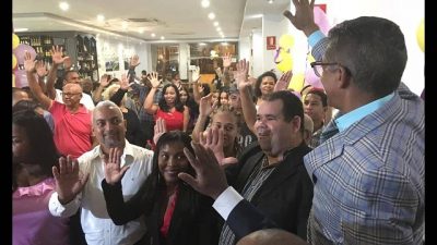 ESPAÑA: Juramentan equipo de apoyo a Leonel Fernández imagen